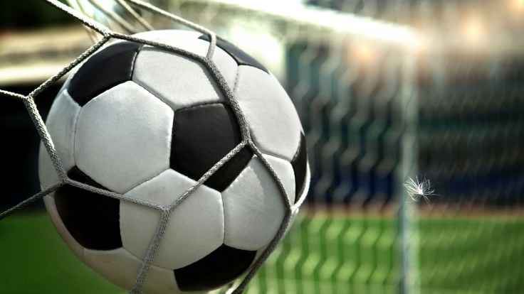 feather_football_goal_ball_net_81242_1920x1080